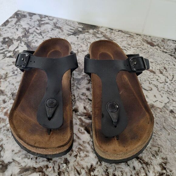 Birkenstock sandals size 31EU black color. - Picture 1 of 8